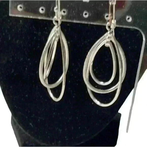 Triple Drop Silver Toned Earrings 1.5 inches - Picture 1 of 3